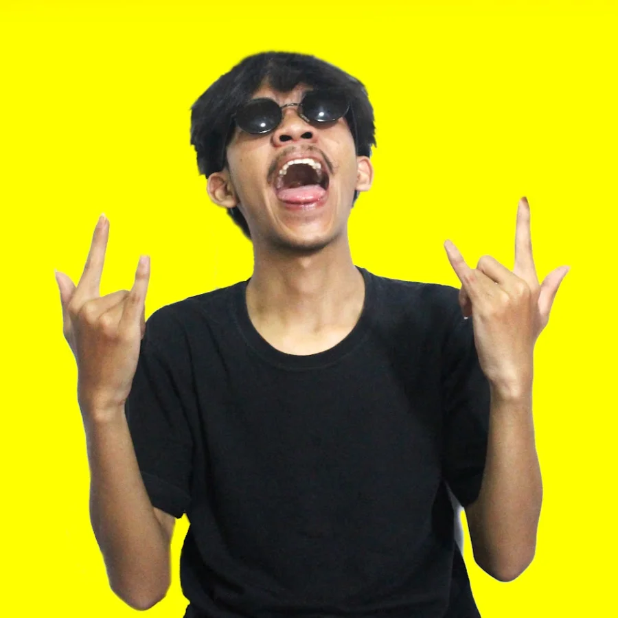 MARKOCOP is a popular YouTuber hailing from Indonesia. Known for his diverse content ranging from gaming to vlogs